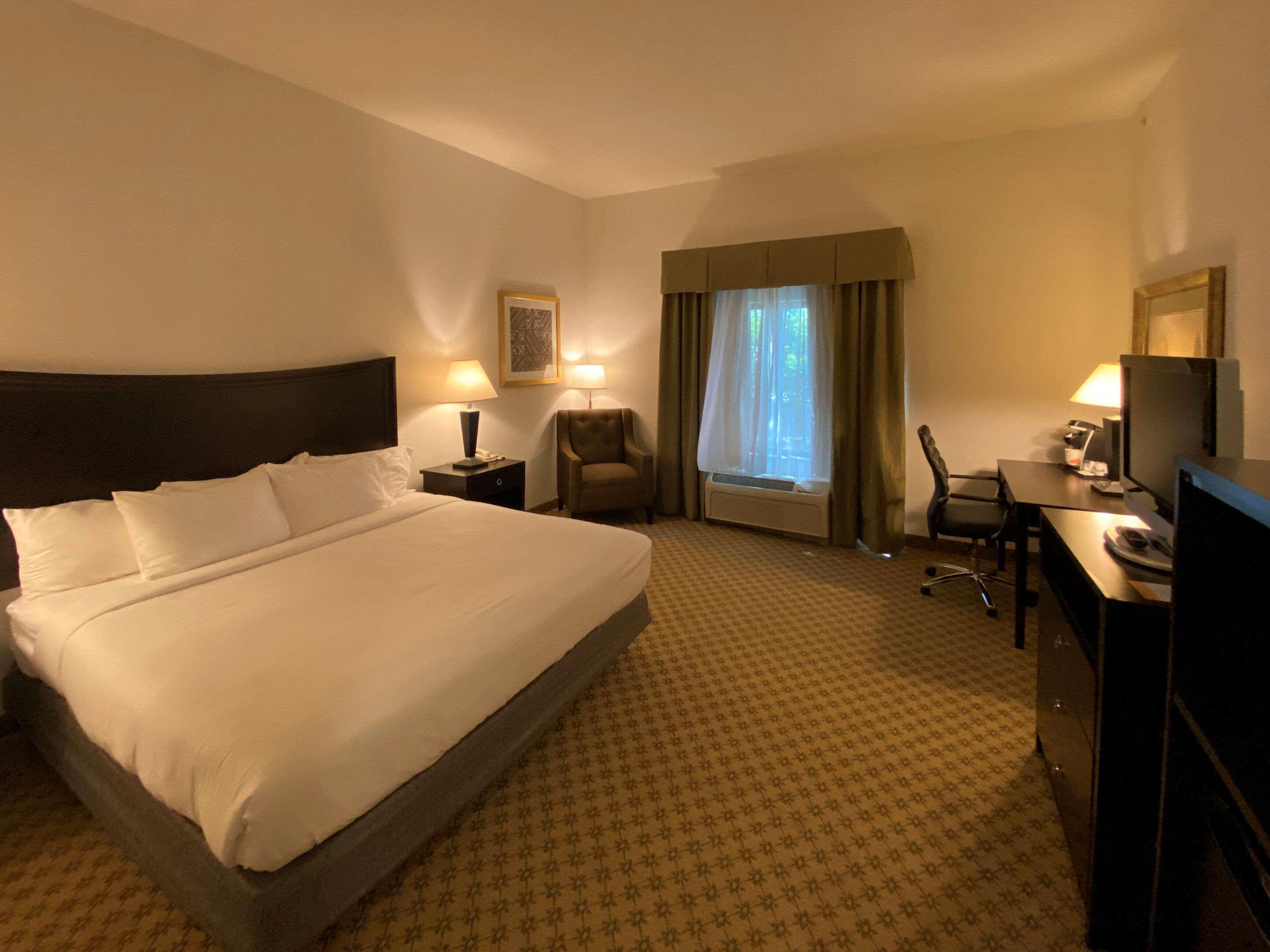 Comfort Inn & Suites Честертаун Екстер'єр фото